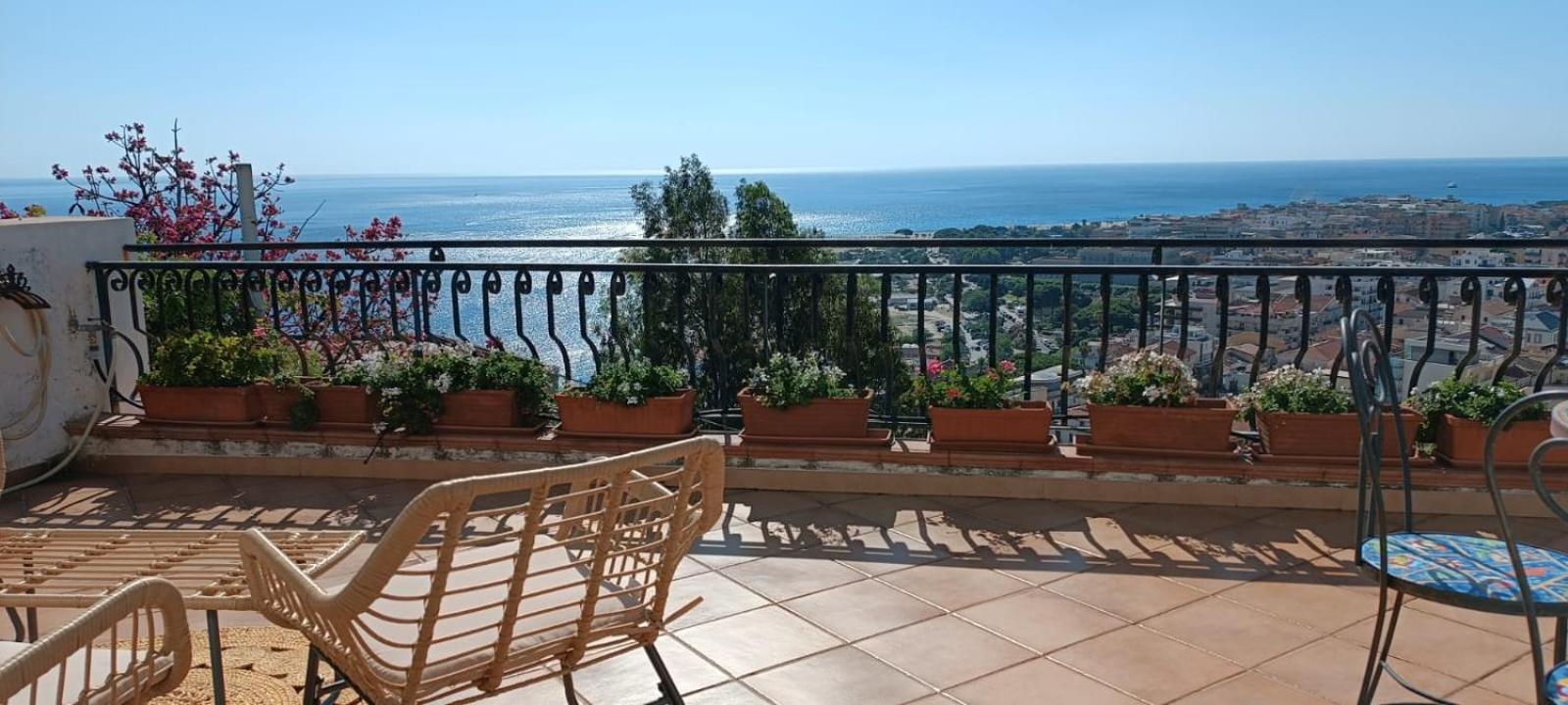 Velalatina Residence B&B Soverato - Camera Maestrale & Camera Tramontana Soverato Marina Exterior photo